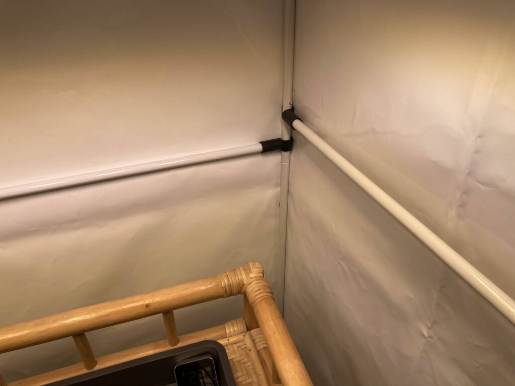 Homebox Fixture Poles